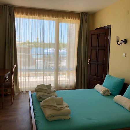 Family Hotel Littoral ソゾポル エクステリア 写真